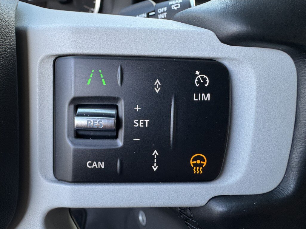 Land Rover Defender SUV / Terénní 3,0 l 221 kw