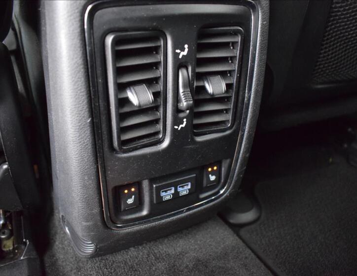 Jeep Grand Cherokee 31