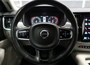 Volvo S90 Sedan / Limuzína 2,0 l 173 kw
