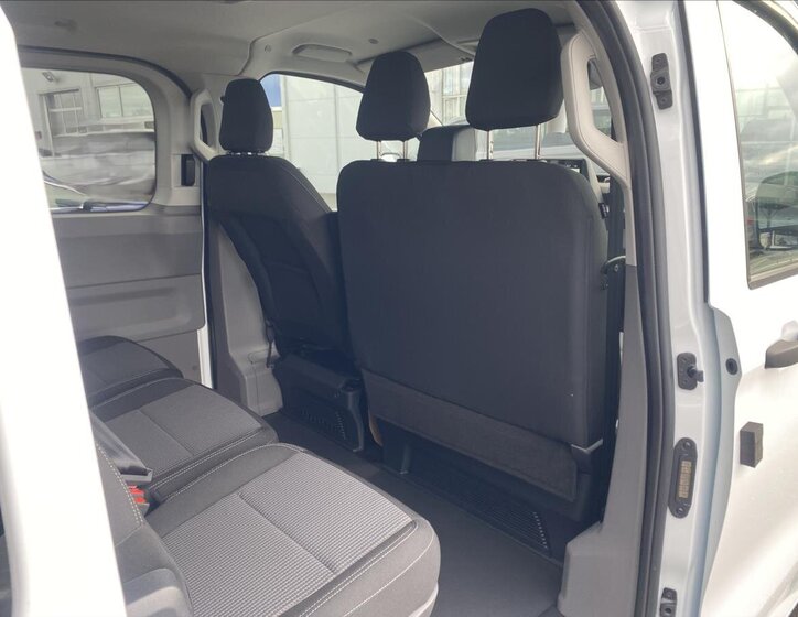 Volkswagen Transporter 11