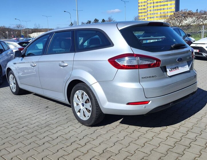 Ford Mondeo Kombi 2,0 l 103 kw