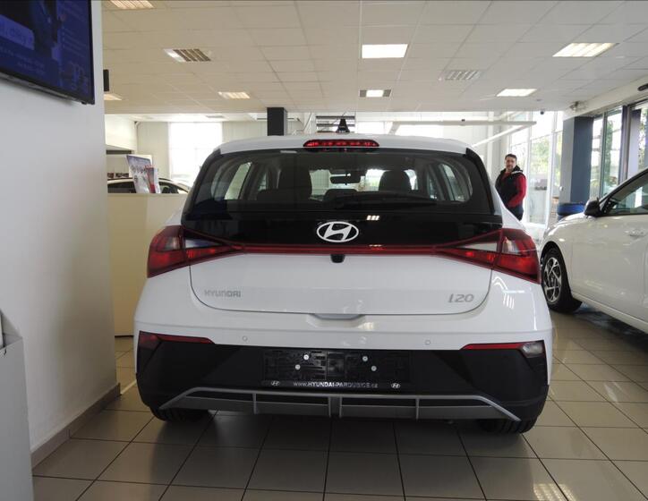 Hyundai i20 4