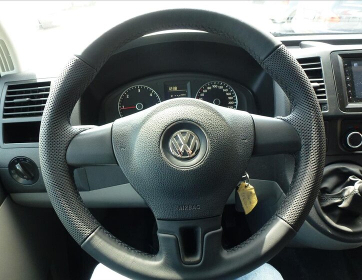 Volkswagen Transporter 34