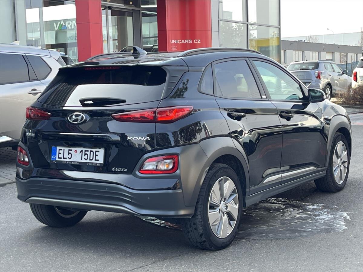 Hyundai Kona SUV / Terénní 0,0 150 kw