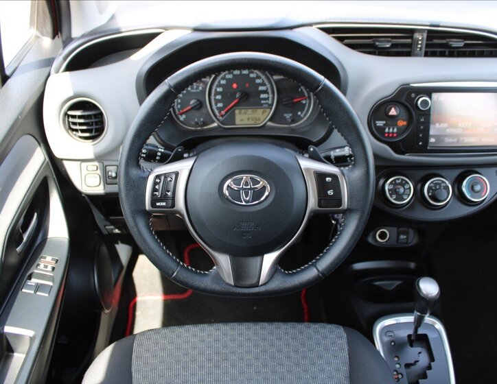 Toyota Yaris Hatchback 1,3 l 73 kw