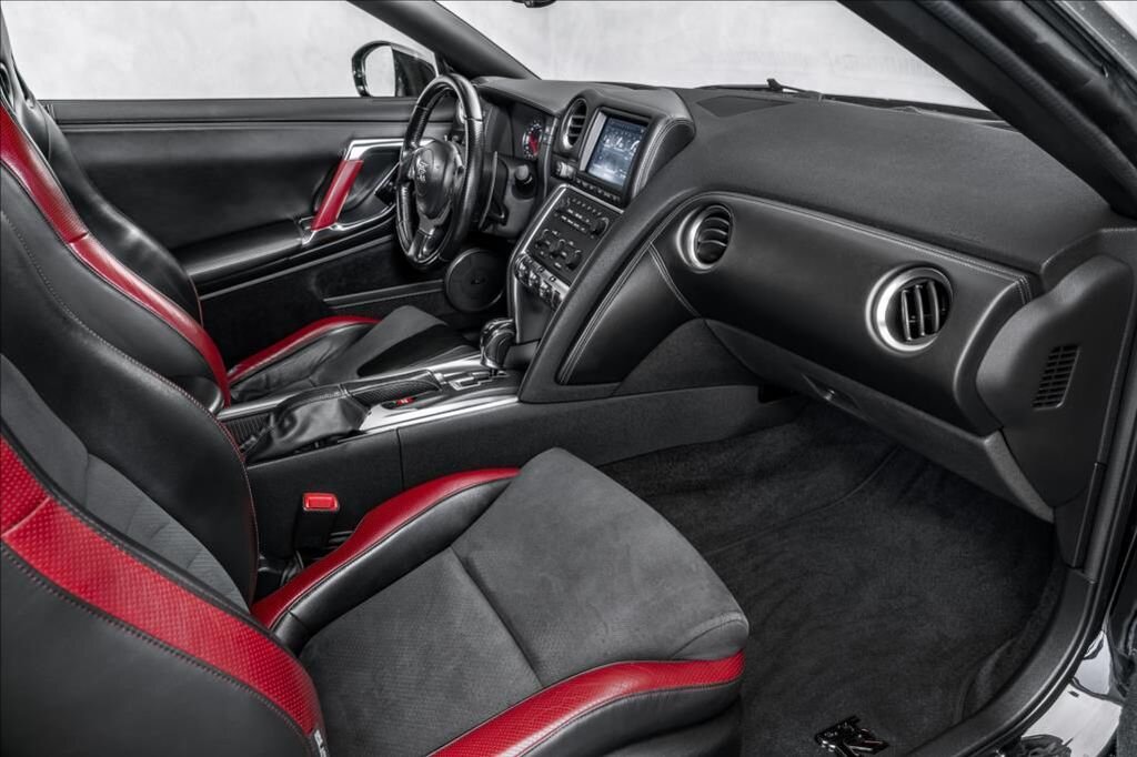 Nissan GT-R Kupé 3,8 l 357 kw