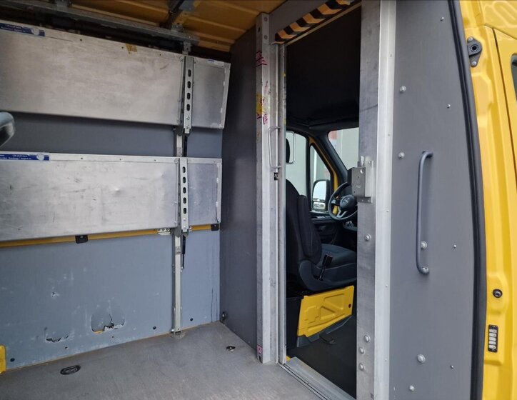 Mercedes-Benz Sprinter Skříň 2,1 l 105 kw