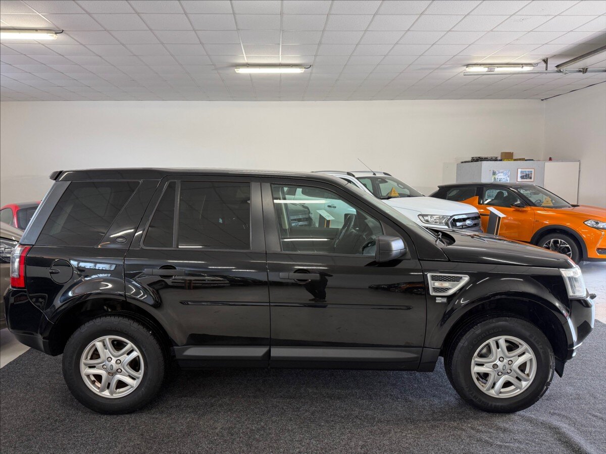 Land Rover Freelander SUV 2,2 l 110 kw