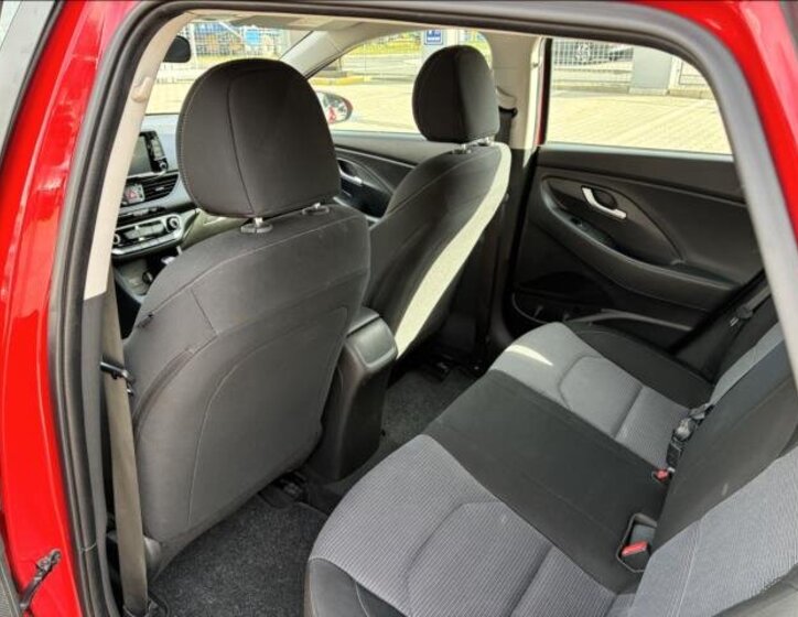 Hyundai i30 Hatchback 998,0 88 kw