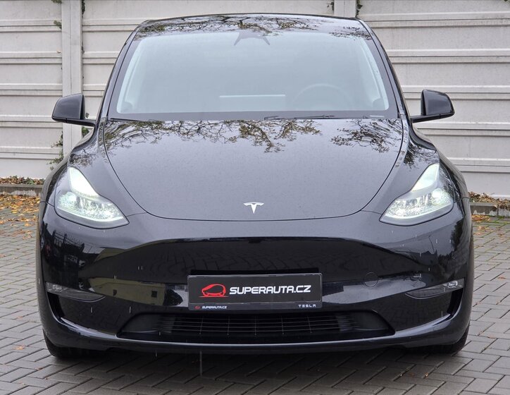 Tesla Model Y SUV 0,0 393 kw