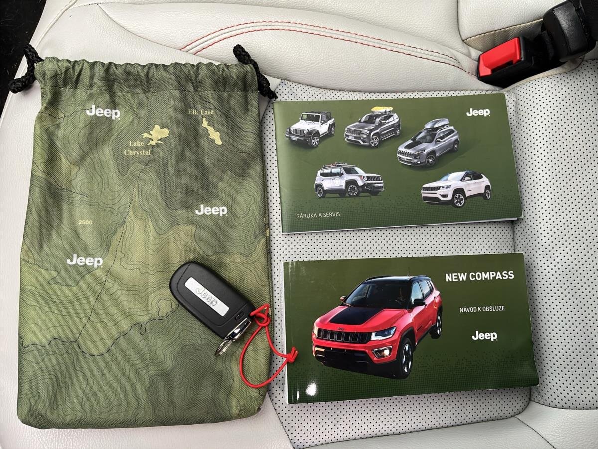 Jeep Compass SUV 1,4 l 125 kw