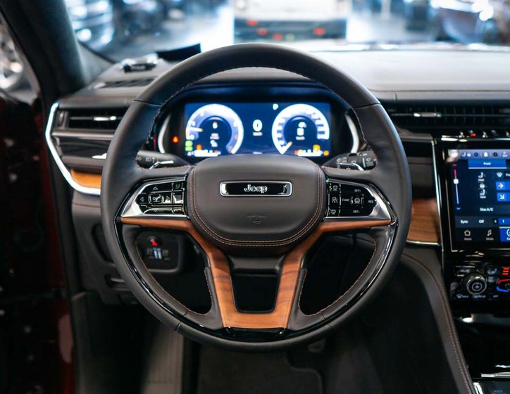 Jeep Grand Cherokee 20