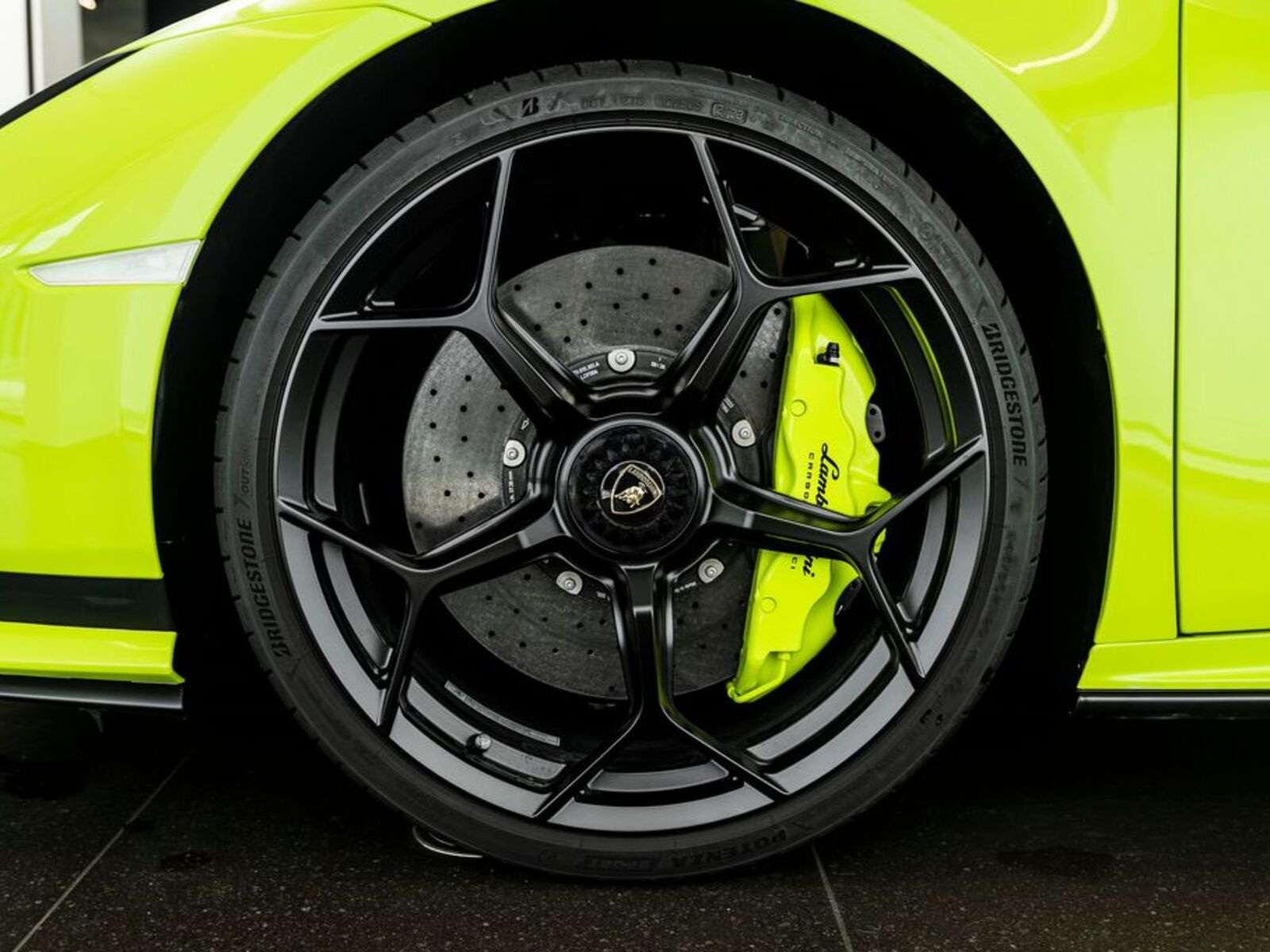 Lamborghini Huracán 13