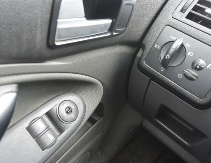 Ford C-MAX MPV 1,6 l 66 kw