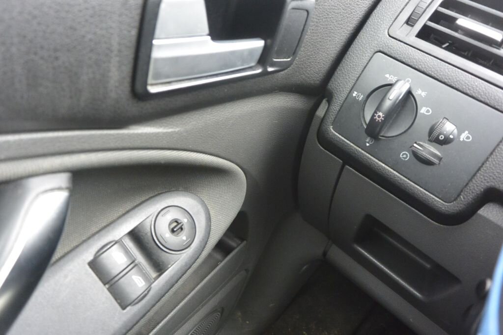 Ford C-MAX MPV 1,6 l 66 kw