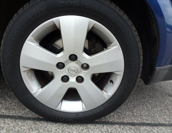 Opel Vectra Sedan 1,8 l 90 kw