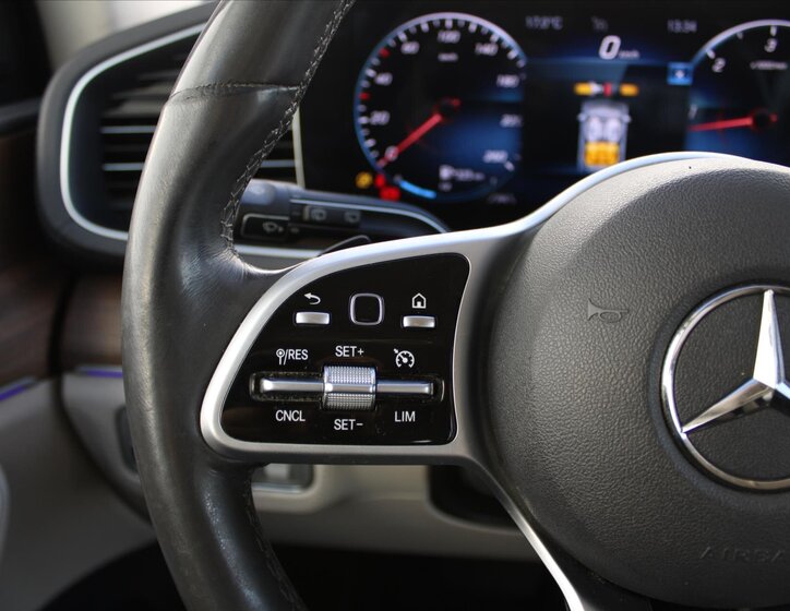 Mercedes-Benz GLE 16