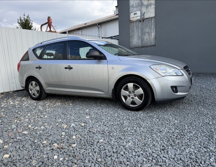 KIA Ceed Kombi 1,4 l 80 kw