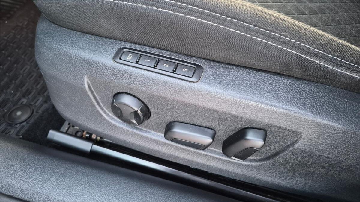 Škoda Superb Kombi 2,0 l 110 kw