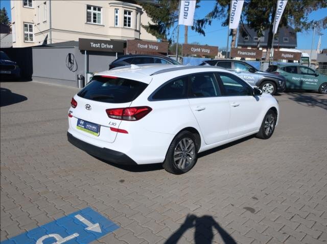 Hyundai i30 Kombi 1,6 l 85 kw