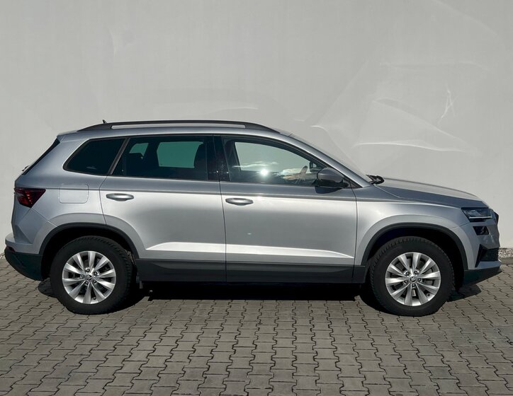 Škoda Karoq SUV / Terénní 1,5 l 110 kw