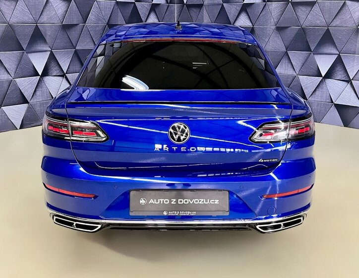 Volkswagen Arteon Liftback 2,0 l 206 kw
