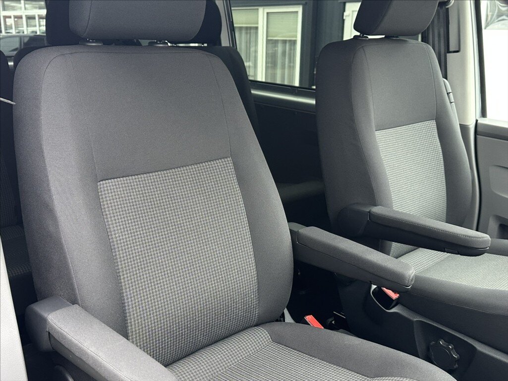 Volkswagen Transporter Kombi 2,0 l 110 kw