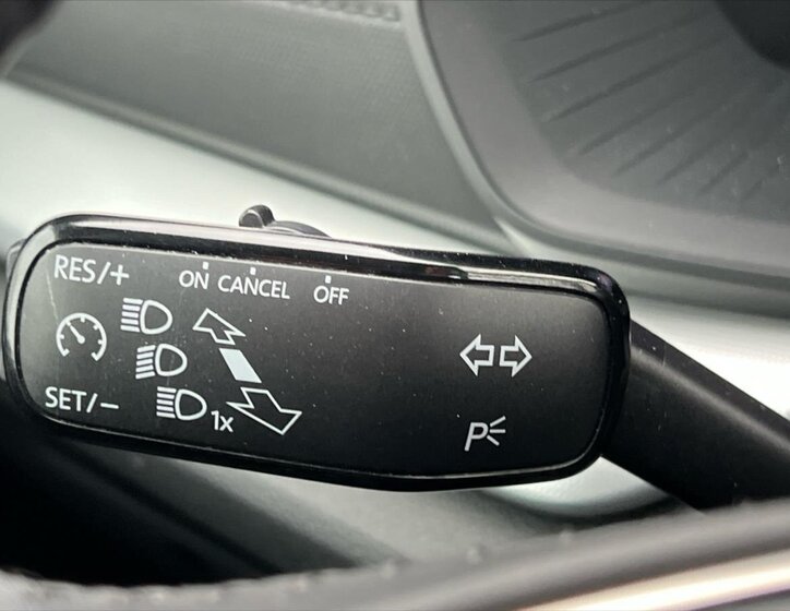 Škoda Octavia Sedan / Limuzína 1,5 l 110 kw