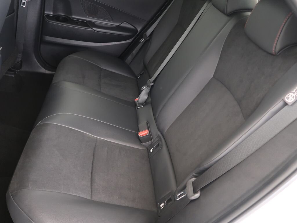 Toyota C-HR SUV 2,0 l 112 kw