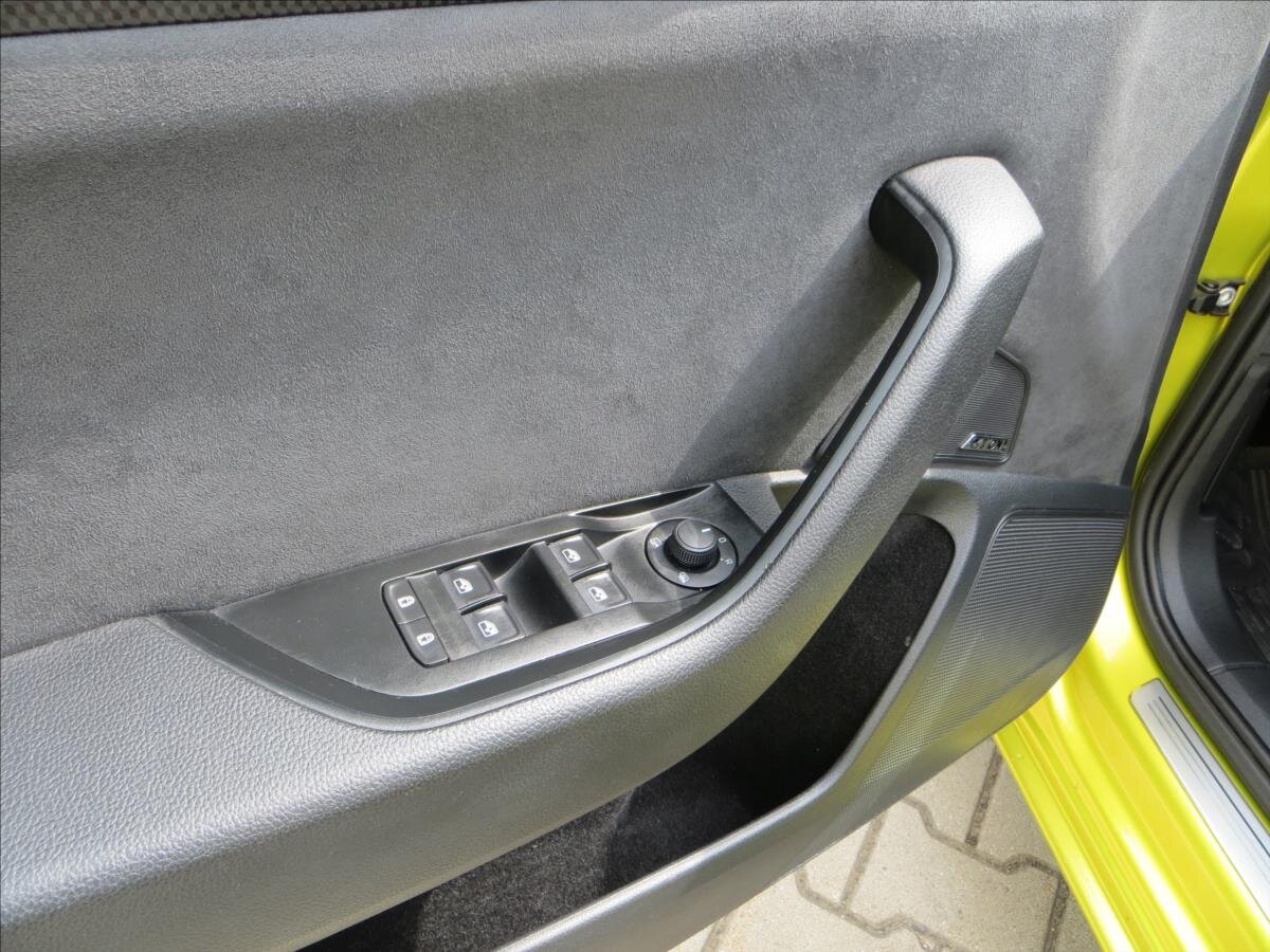 Škoda Superb Kombi 2,0 l 110 kw