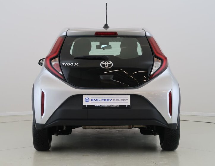 Toyota Aygo Hatchback 998,0 53 kw