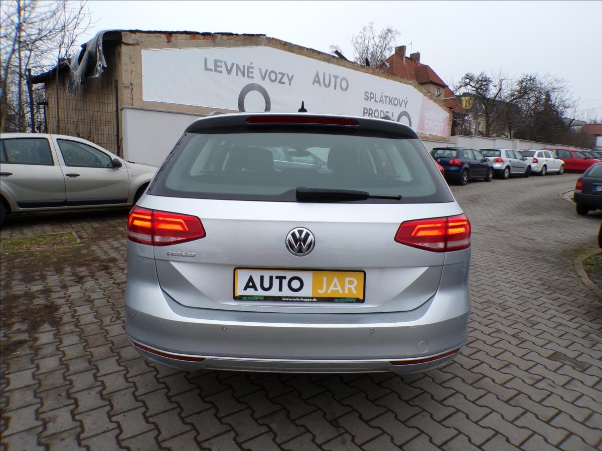 Volkswagen Passat Kombi 1,6 l 88 kw