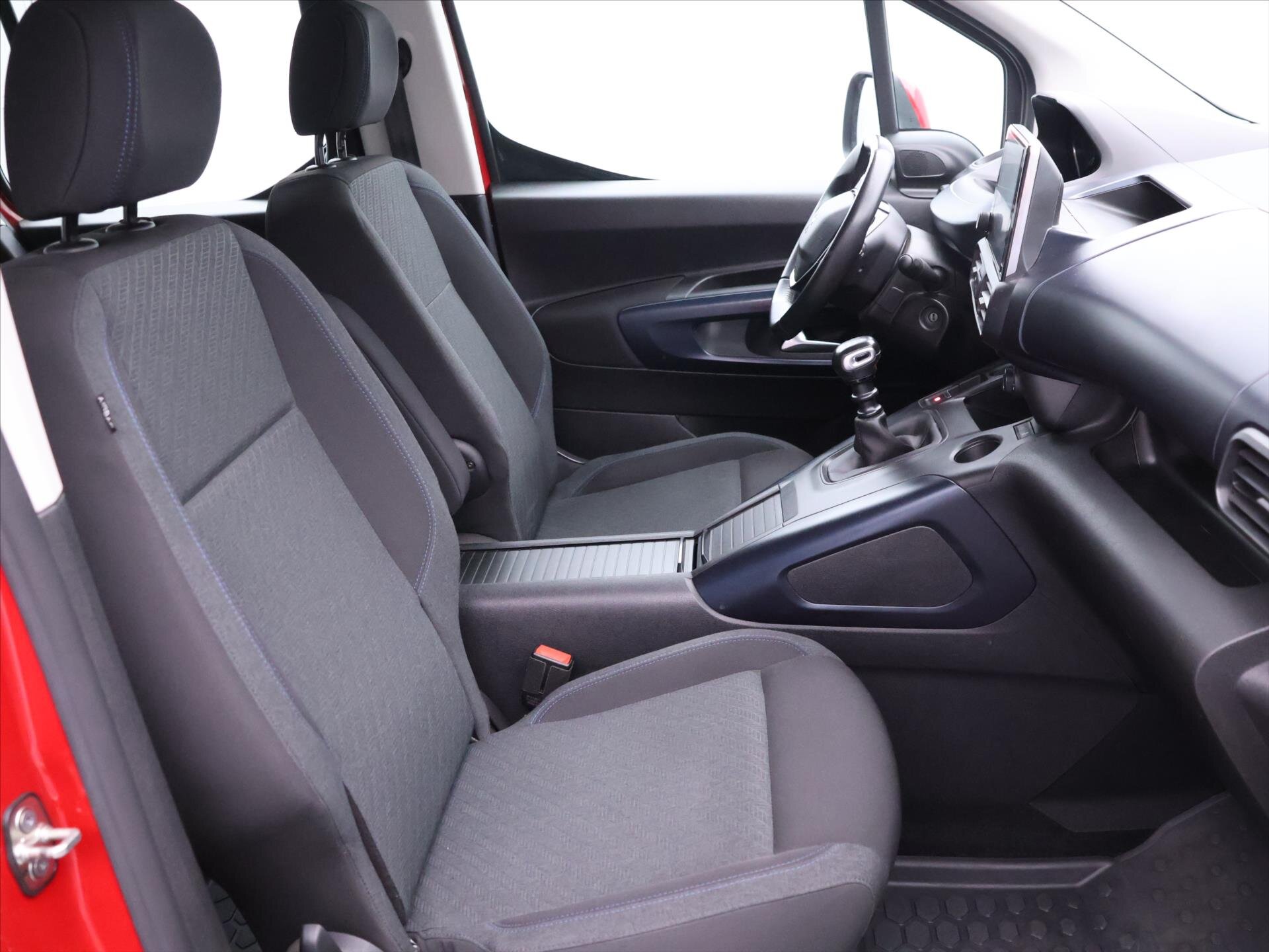 Peugeot Rifter MPV 1,5 l 96 kw