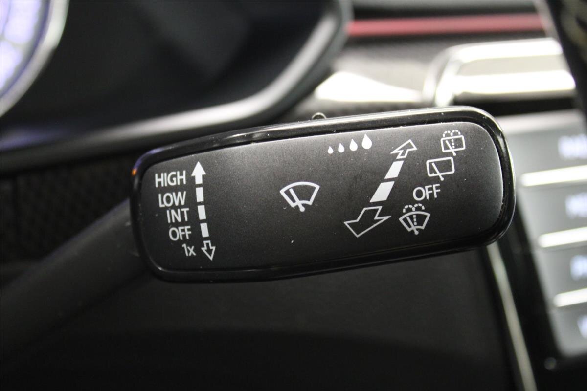 Škoda Superb Kombi 2,0 l 110 kw