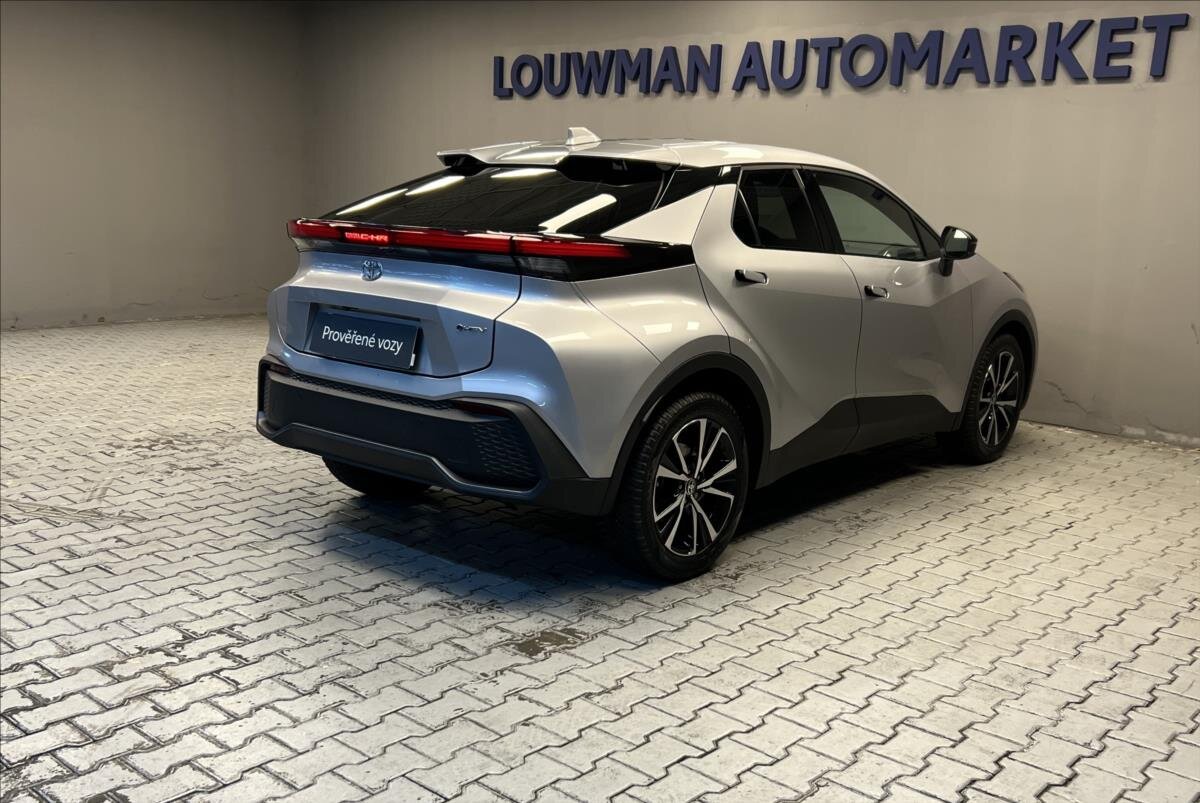 Toyota C-HR Hatchback 1,8 l 72 kw