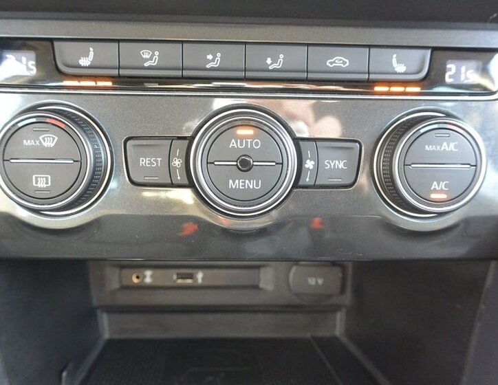 Volkswagen Tiguan SUV / Terénní 2,0 l 110 kw