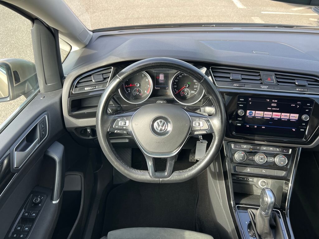 Volkswagen Touran MPV 1,5 l 110 kw