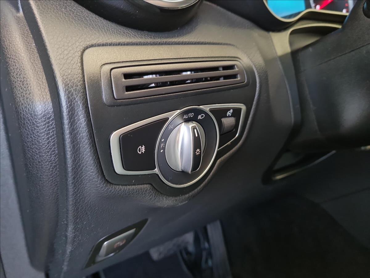 Mercedes-Benz GLC SUV 2,0 l 143 kw