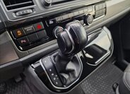 Volkswagen Multivan 34