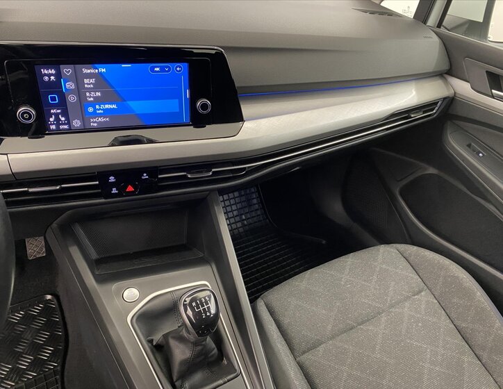 Volkswagen Golf Hatchback 999,0 81 kw