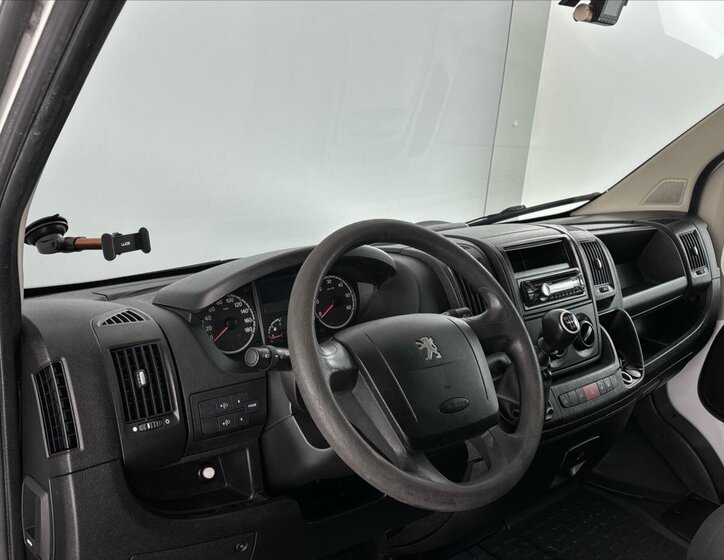 Peugeot Boxer Skříň 2,2 l 96 kw