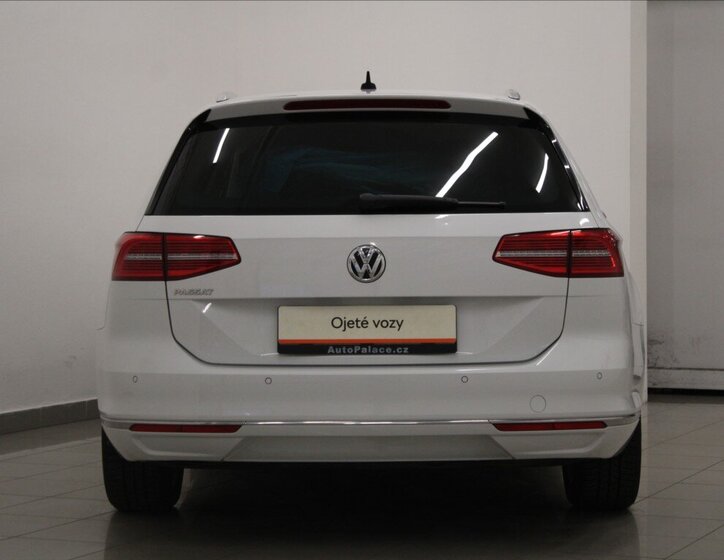 Volkswagen Passat Kombi 2,0 l 110 kw