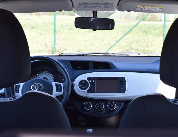 Toyota Yaris Hatchback 998,0 51 kw
