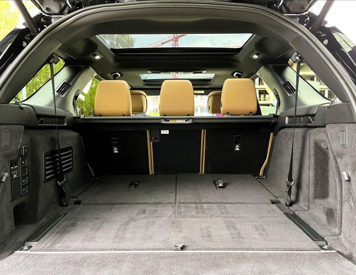 Land Rover Discovery SUV 3,0 l 257 kw