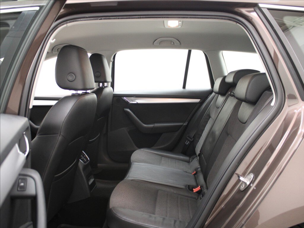 Škoda Octavia Kombi 2,0 l 110 kw