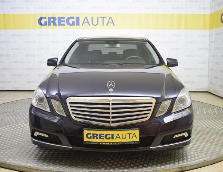 Mercedes-Benz Třídy E Sedan / Limuzína 3,0 l 170 kw