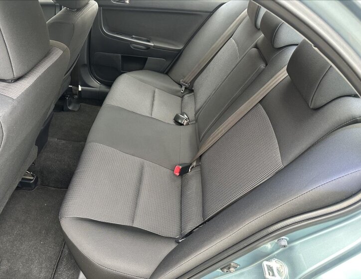 Mitsubishi Lancer Sedan / Limuzína 1,8 l 105 kw