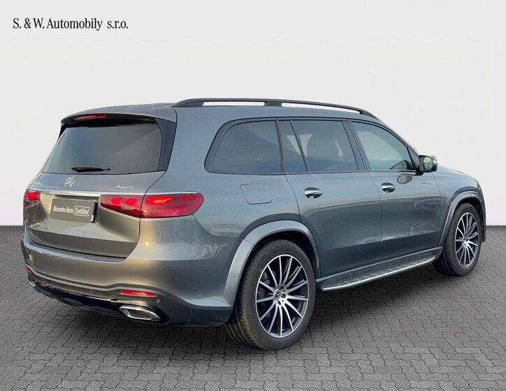 Mercedes-Benz Ostatní 5