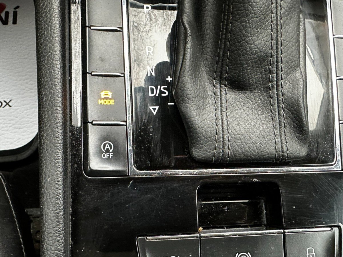 Škoda Superb Kombi 2,0 l 110 kw