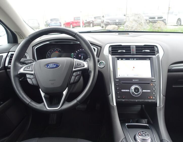 Ford Mondeo Kombi 2,0 l 140 kw